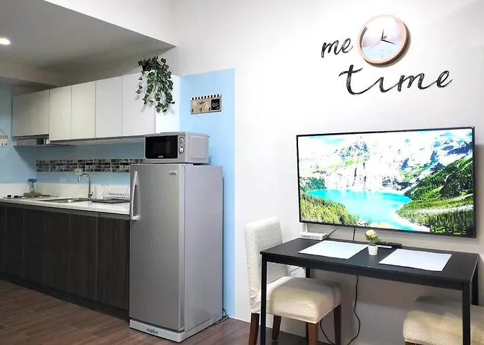 New Makati 1br View Above Air Mall 50-inch Smart Tv