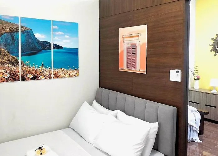 New Makati 1br View Above Air Mall 50-inch Smart Tv Apartment Manila