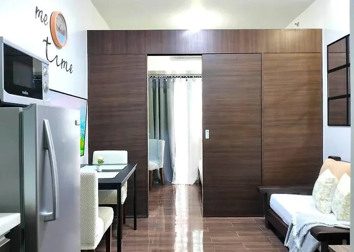 New Makati 1br View Above Air Mall 50-inch Smart Tv Apartment *
