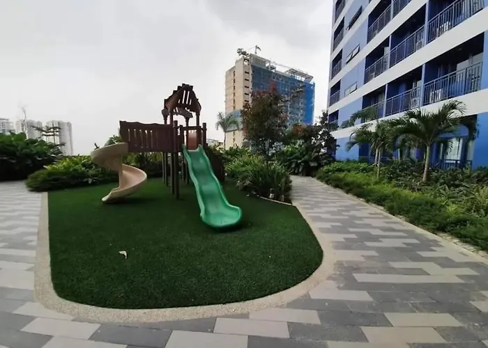New Makati 1br View Above Air Mall 50-inch Smart Tv * Manila