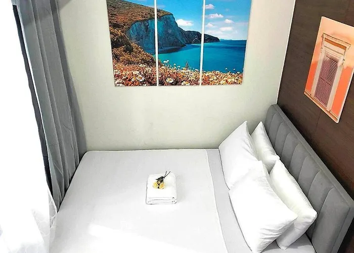New Makati 1br View Above Air Mall 50-inch Smart Tv * Manila